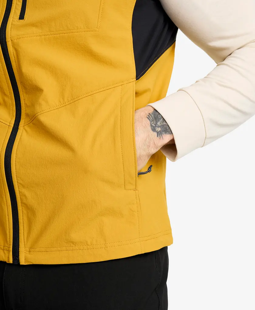 Venue Light Softshell Gilet Men